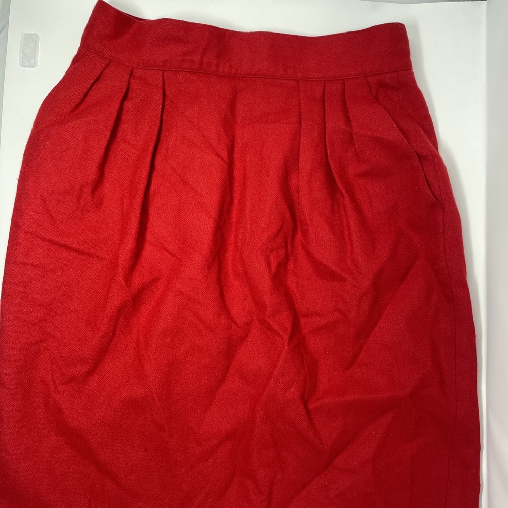 Vintage Jones Wear‎ Woman's 12 Pleated Red Pencil Skirt 100% Wool